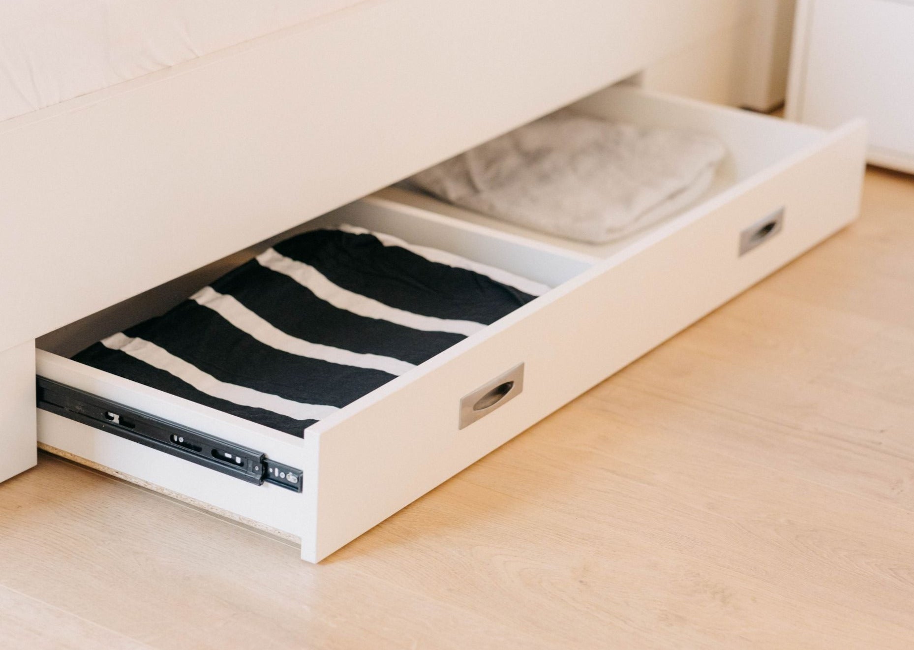 Bettschubladen