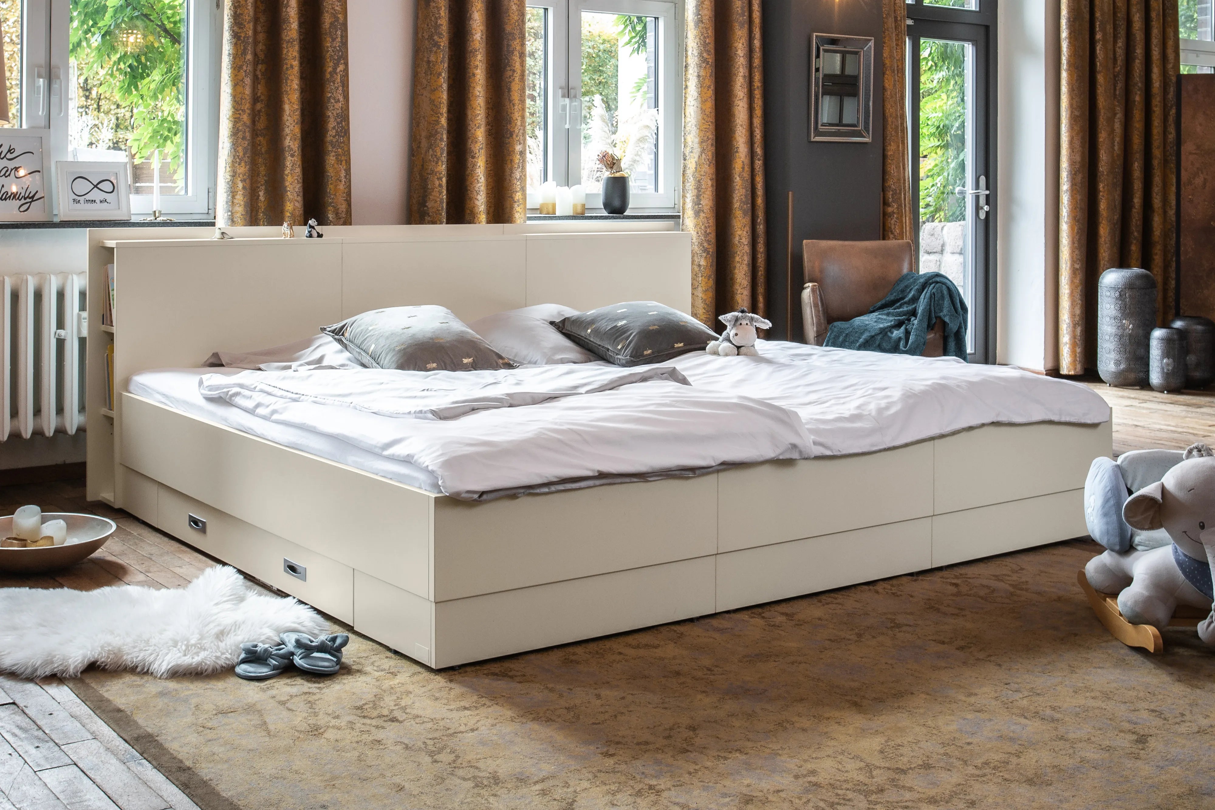 Familienbett in hellbeige Modell Anemone