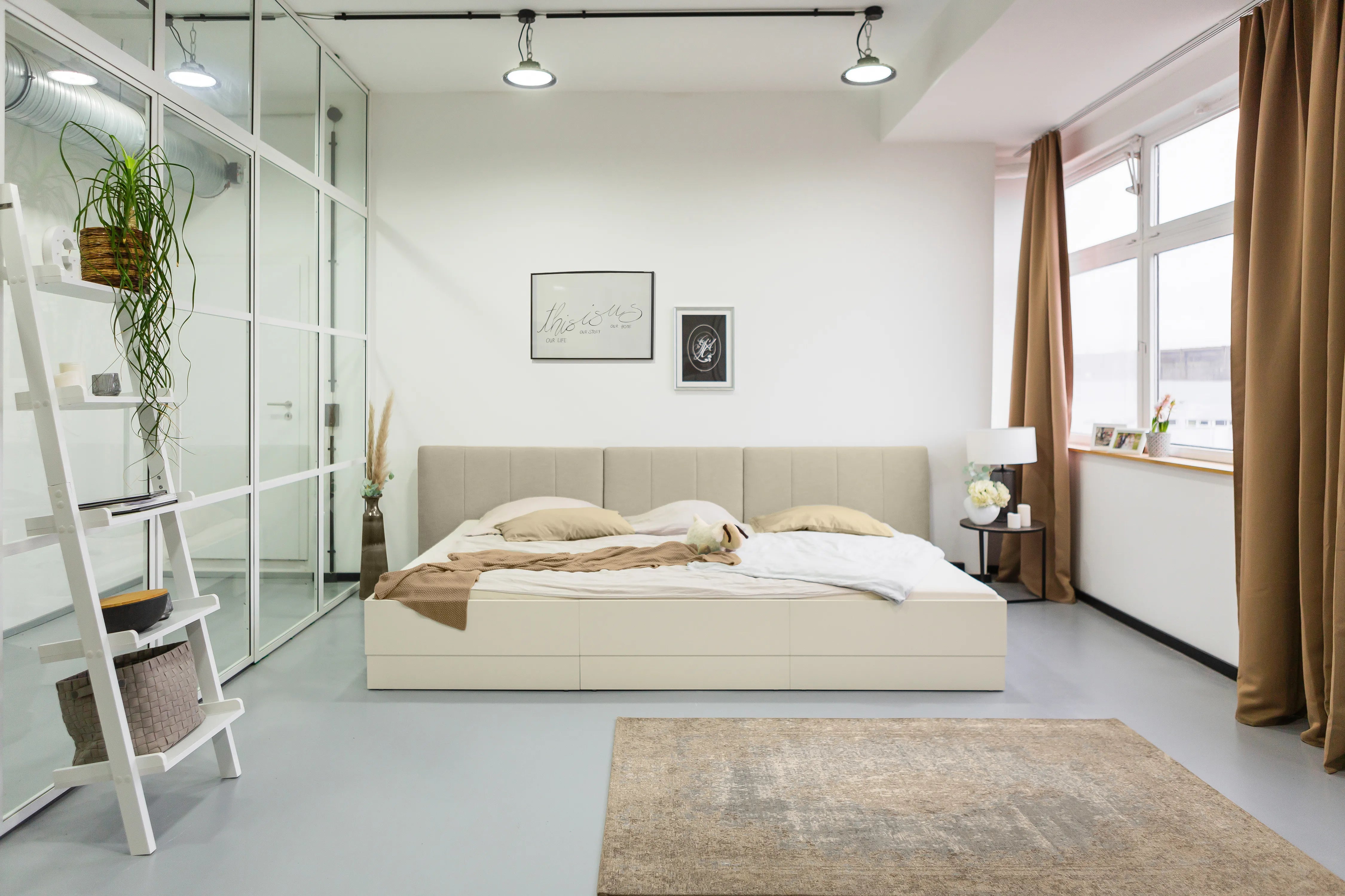 Polsterbett Lilia in der Farbe hellbeige