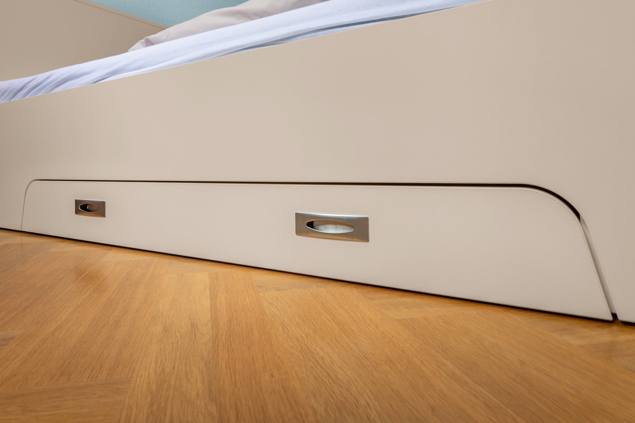 Bettkasten für Liegewiese Familienbett Salvia geschwungen