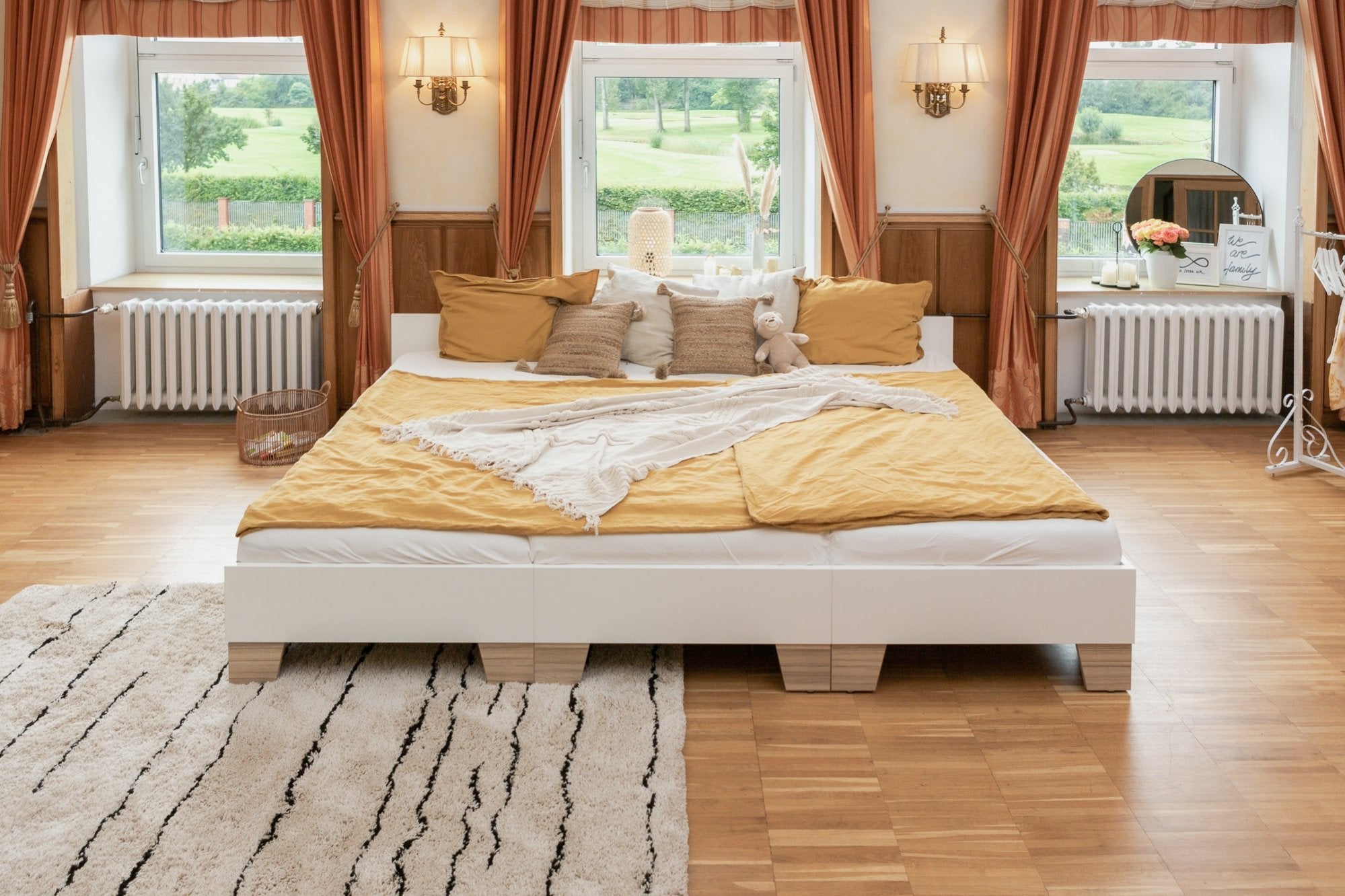 Familienbett Malva in weiß 270x200 cm