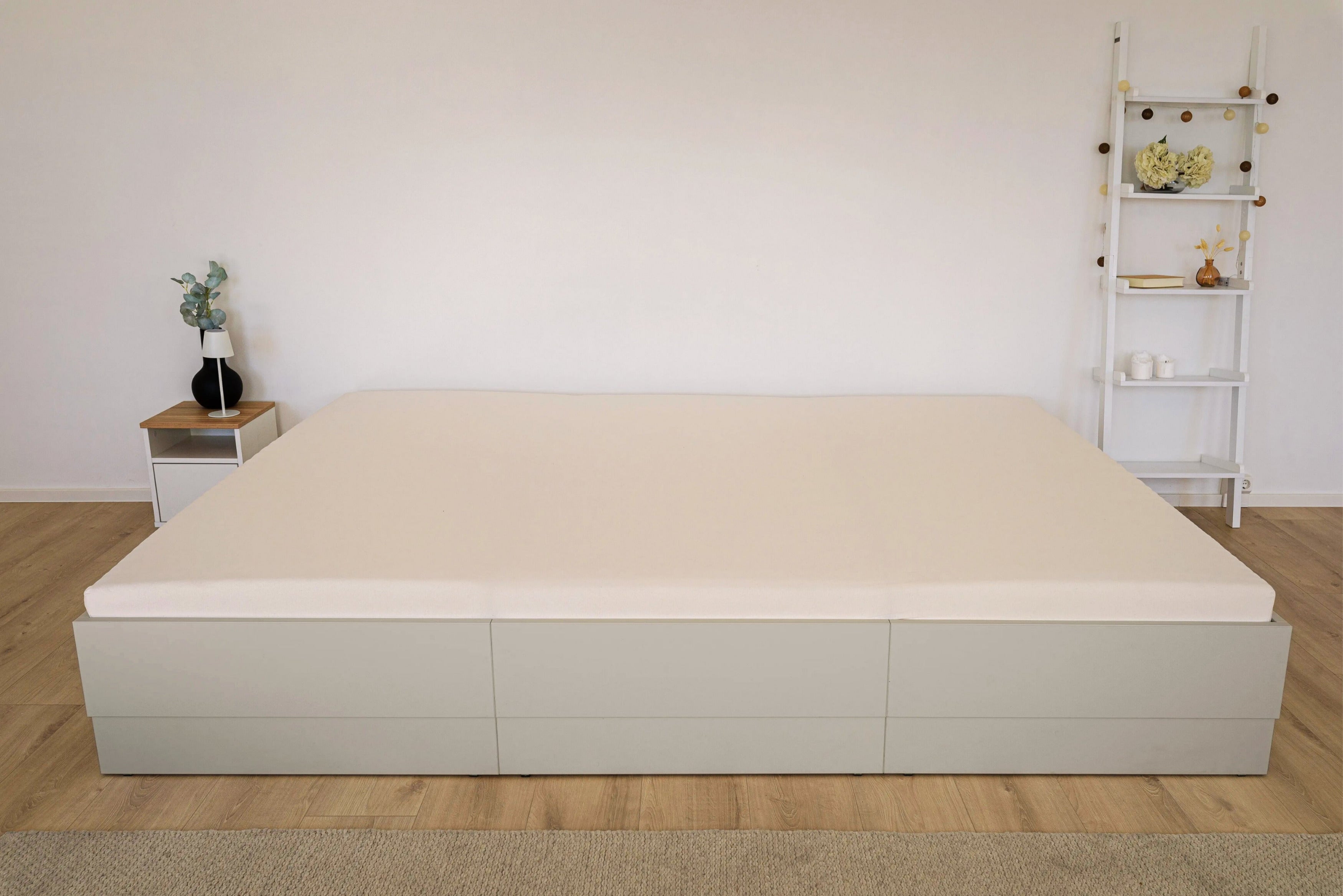 Familienbett Iris 240 x 200 in kaschmirgrau ohne Kopfteil