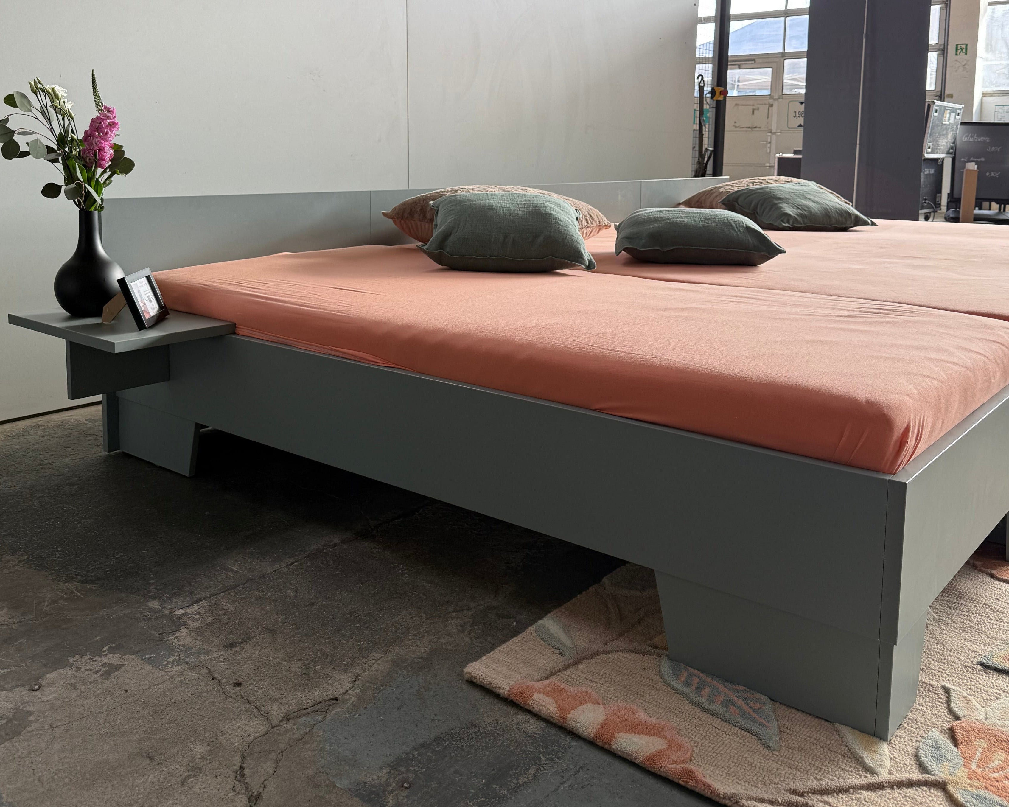 Blaugrünes Familienbett Malva in XXL-Größe von Liegewiese Familienbetten