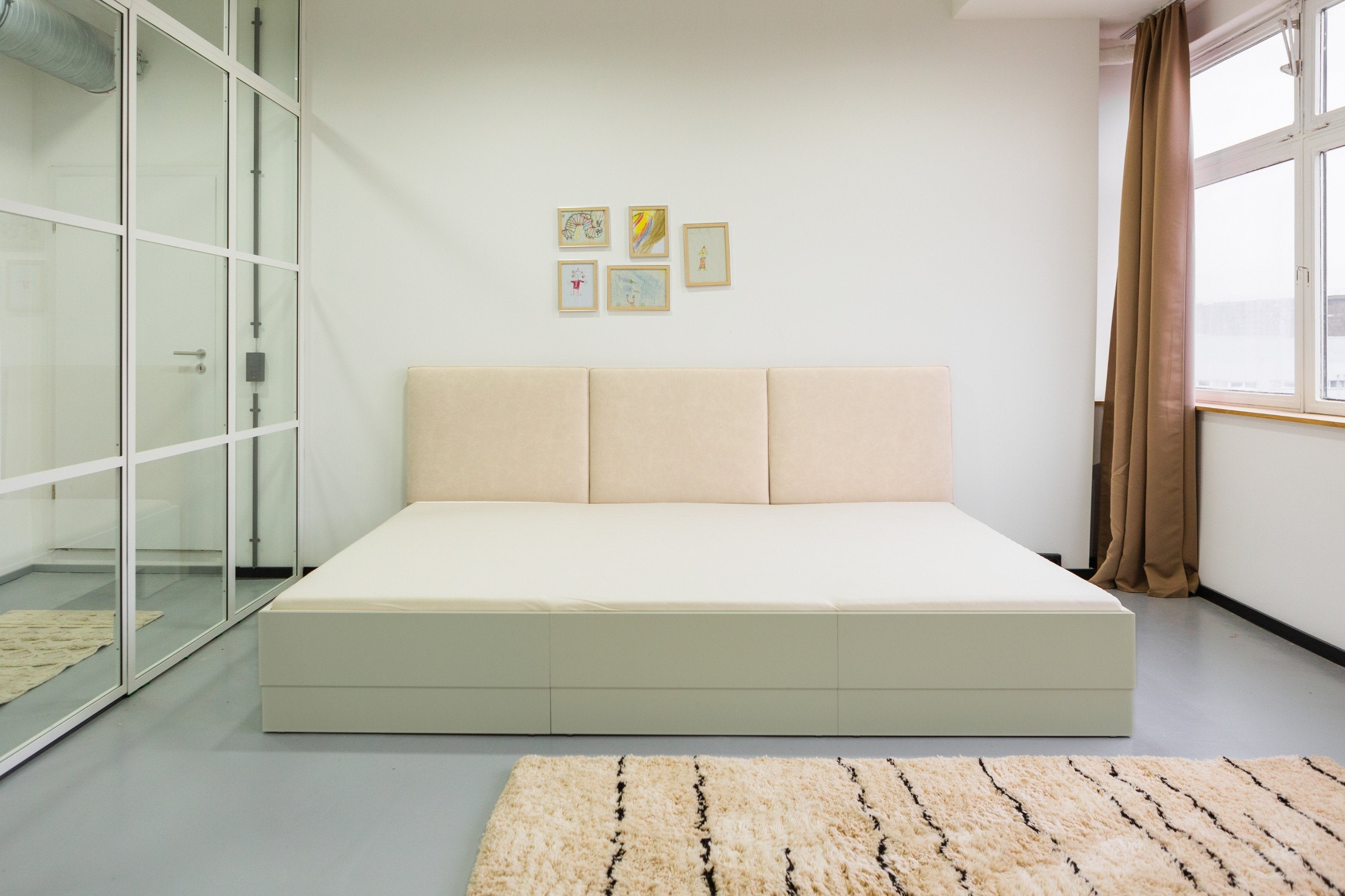 Familienbett Magnolia mit veganem Leder